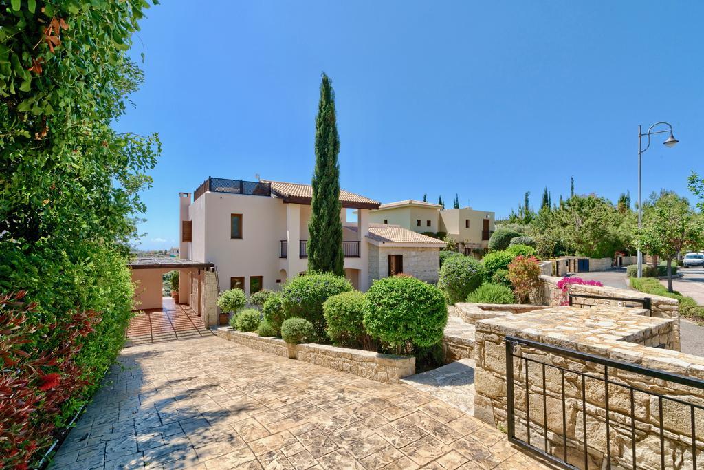 4 Bedroom Villa Helidoni With Private Infinity Pool, Aphrodite Hills Resort Kouklia Exterior foto