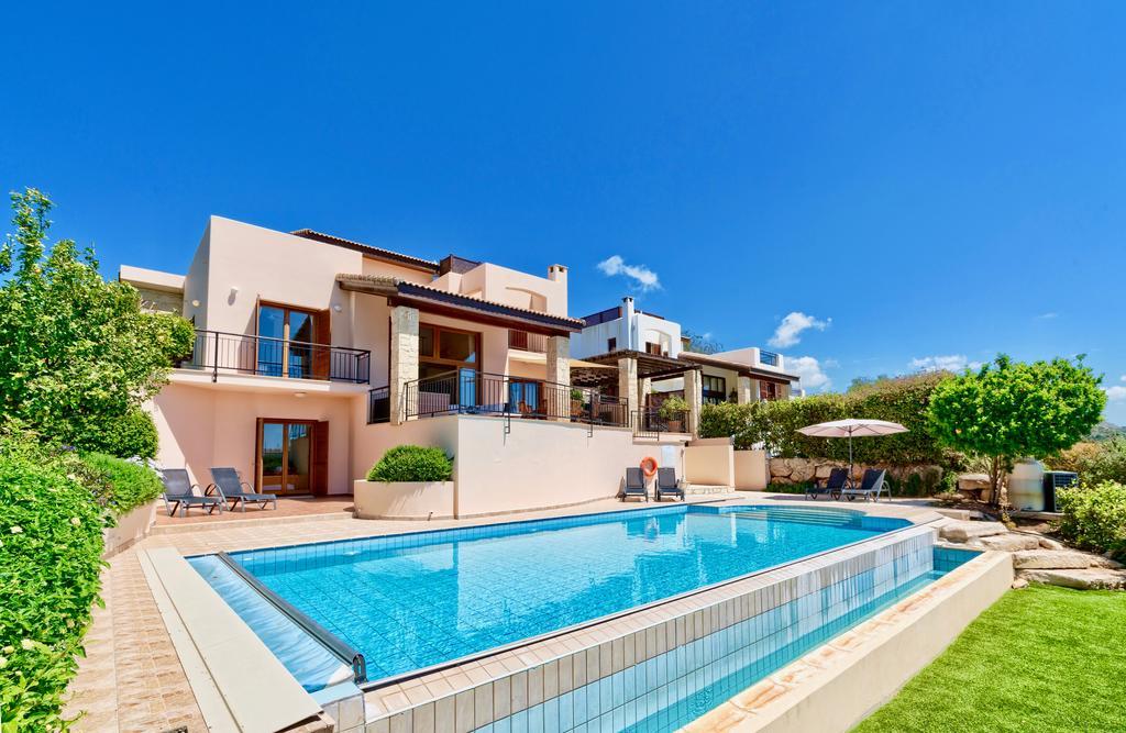 4 Bedroom Villa Helidoni With Private Infinity Pool, Aphrodite Hills Resort Kouklia Exterior foto